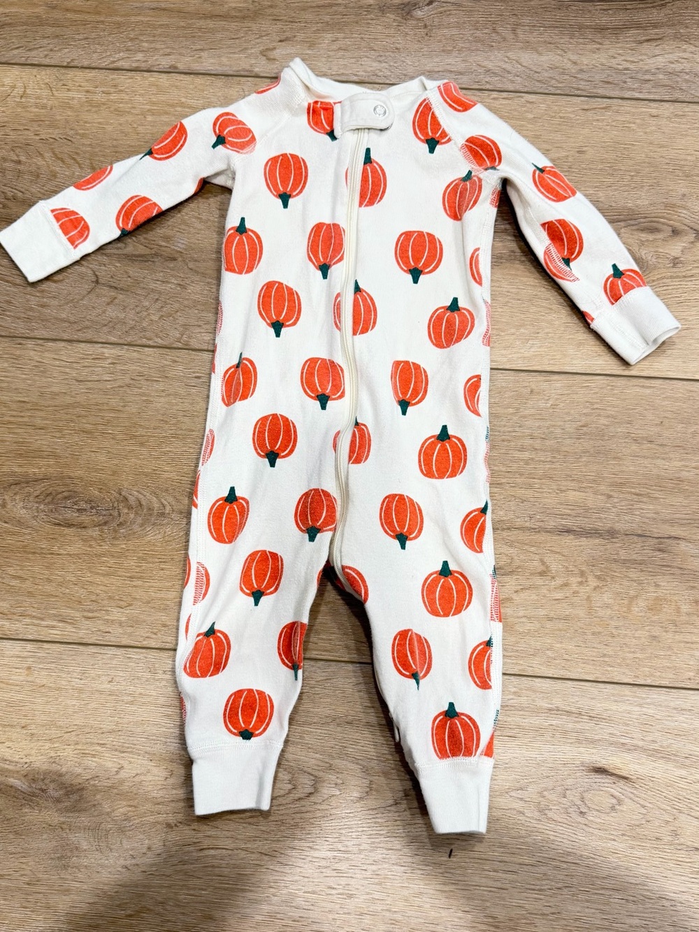 Hanna Anderson Kids Cream Pumpkin Print One-Piece Pajamas